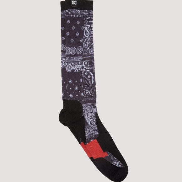 DC Other - NWT DC Lightweight Summit Socks for Snowboarding Bandana Black 6 - 10 S/M